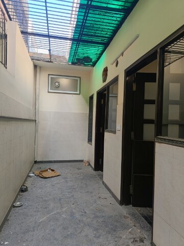 Building Lobby in 3 BHK Builder Floor at Uppal Southend, Sector 49 – for Sale