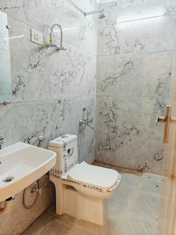 Bathroom in 2 BHK Builder Floor at Saket – for Rent