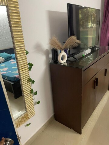 Furnished Amenities in 3 BHK Builder Floor at Chandra Apartments, Sector 55 – for Rent