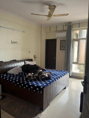 Bedroom in 3 BHK Builder Floor at Ambala Highway – for Rent