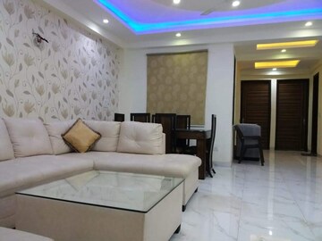 Master Bedroom in 4 BHK Builder Floor at Saket – for Rent