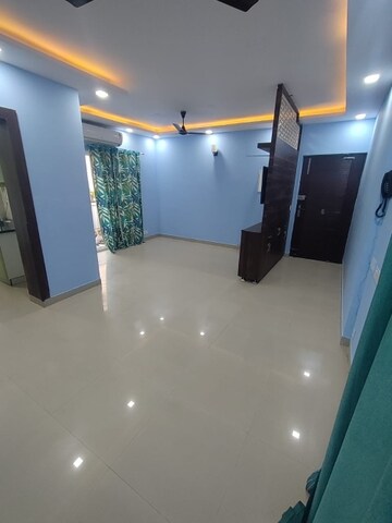 Room in 2 BHK Apartment at Spaze Privvy The Address, Sector 93 – for Rent