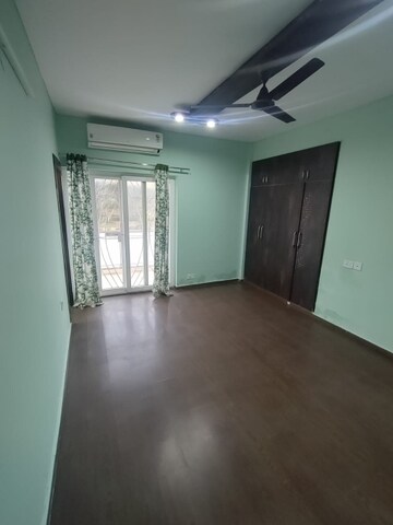 Room in 2 BHK Apartment at Spaze Privvy The Address, Sector 93 – for Rent