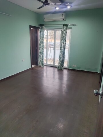 Room in 2 BHK Apartment at Spaze Privvy The Address, Sector 93 – for Rent