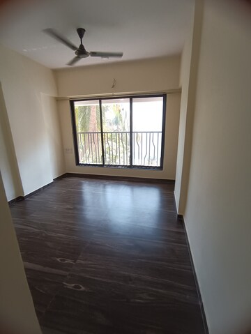 Bedroom in 2 BHK Apartment at Kamla Sukhshanti, Kandivali West – for Rent