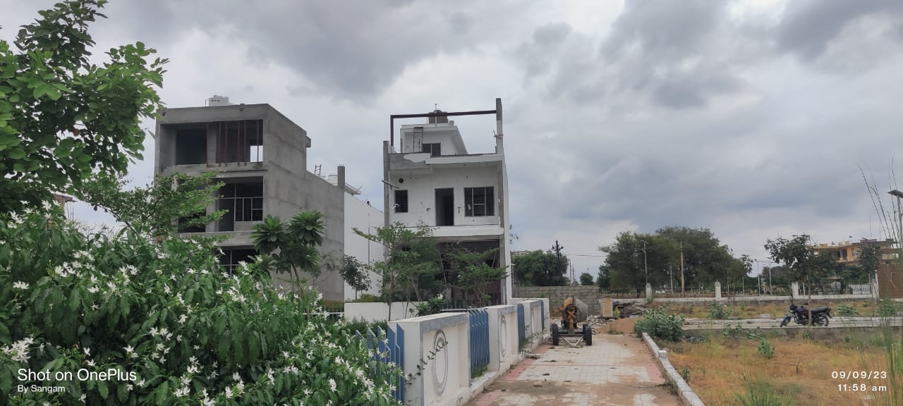 Plot For Sale in Homeland Vatsalya