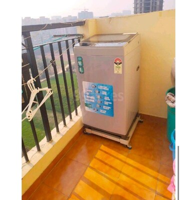 Furnished Amenities in 2.5 BHK Apartment at Shri Ram Heights, Raj Nagar Extension – for Rent