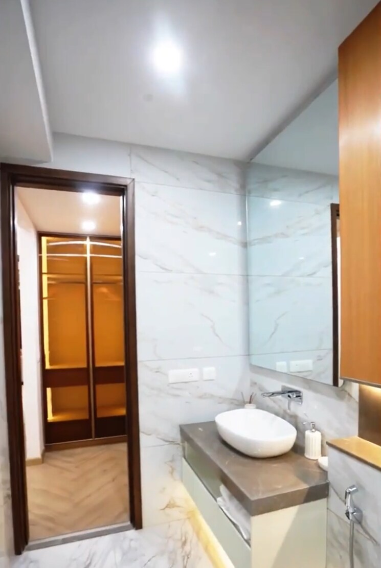 Bathroom, hero-homes-palatial 3 Bedroom 2800 Sq.Ft. Apartment In Sector 104 Gurgaon 8286806