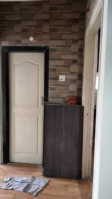 Room in 1 BHK Apartment at Kopar Khairane – for Rent