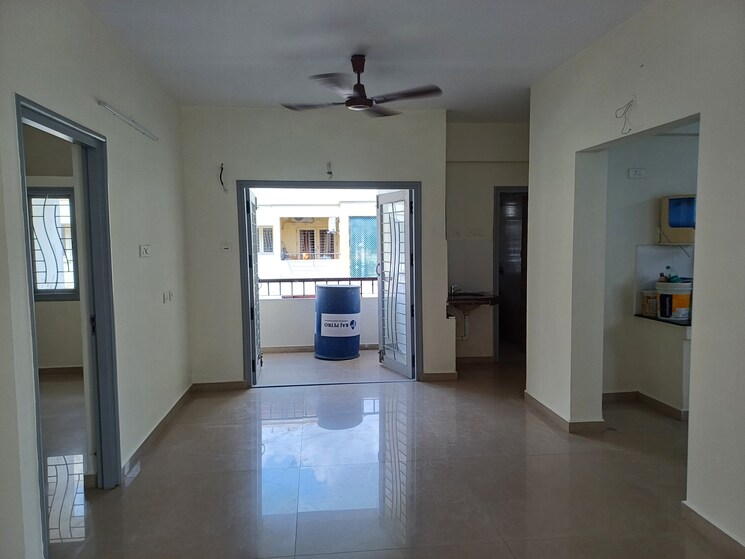Room, pammal 6 Bedroom 3500 Sq.Ft. Independent House In Pammal Chennai 8286890