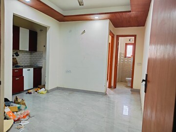 Room in 1 BHK Builder Floor at Saket – for Rent