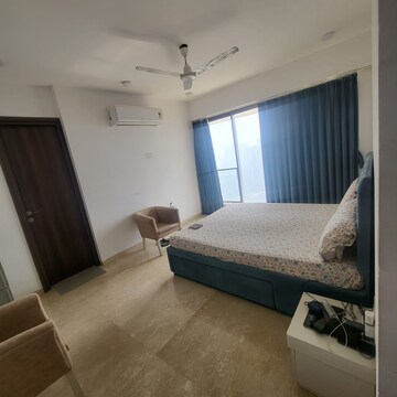 Living Room in 6 BHK Apartment at The Park Residency Andheri, Andheri West – for Rent