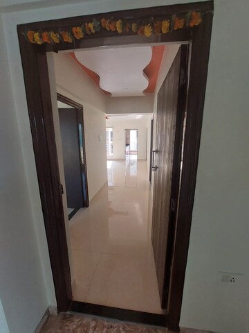 Room in 3 BHK Apartment at Seawoods – for Sale