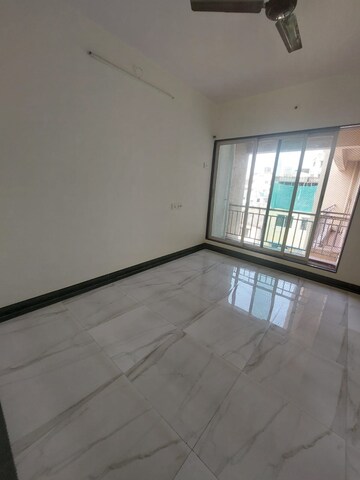 Room in 3 BHK Apartment at Seawoods – for Sale