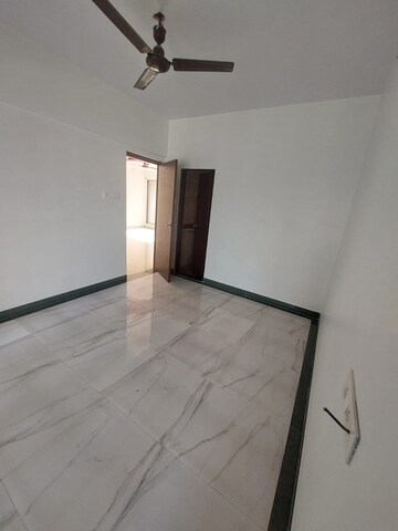 Room in 3 BHK Apartment at Seawoods – for Sale
