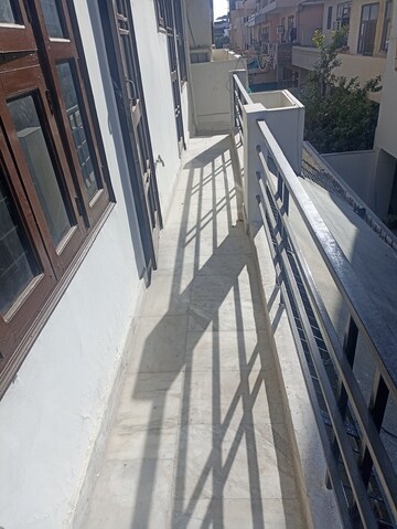 Balcony in 2.5 BHK Builder Floor at Ansal Plaza Sector-23, Sector 23 – for Rent