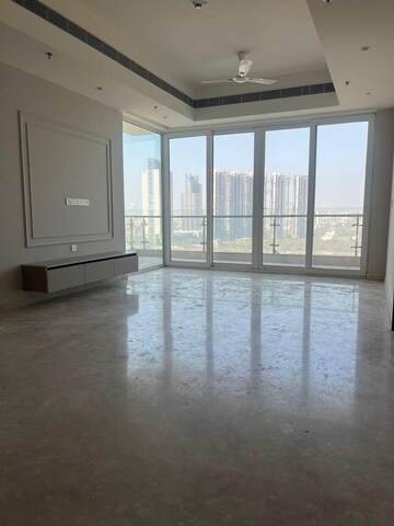 Room in 3 BHK Apartment at Conscient Hines Elevate, Sector 59 – for Rent