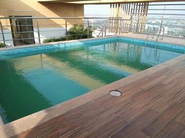 Swimming Pool in 2 BHK Apartment at Swaraj Kalash, Chembur – for Rent