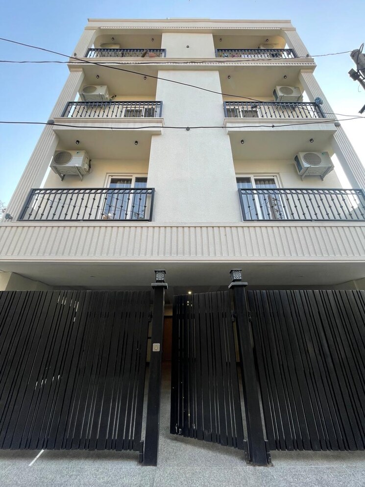 Exterior View, rwa-residential-society-sector-46 2 Bedroom 1500 Sq.Ft. Independent House In Sector 46 Gurgaon 8287081