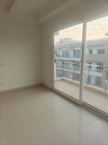 Room in 3 BHK Apartment at ATS Triumph, Sector 104 – for Rent