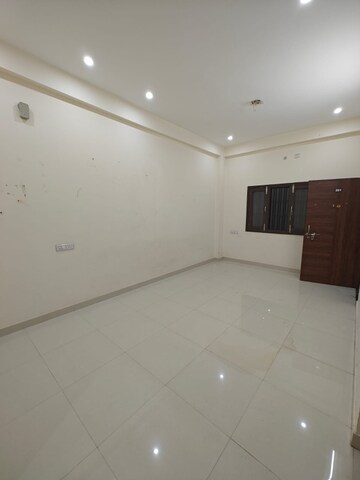 Room in 2 BHK Independent House at Gomti Nagar – for Rent