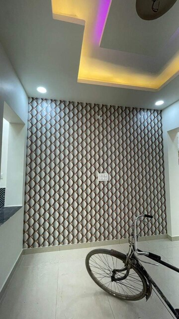 Master Bedroom in 3 BHK Independent House at Jankipuram Extension – for Sale