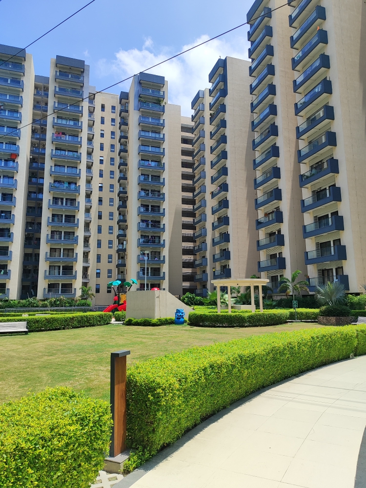 4 BHK + Pooja Room Apartment For Sale in Azeagaia Botanica