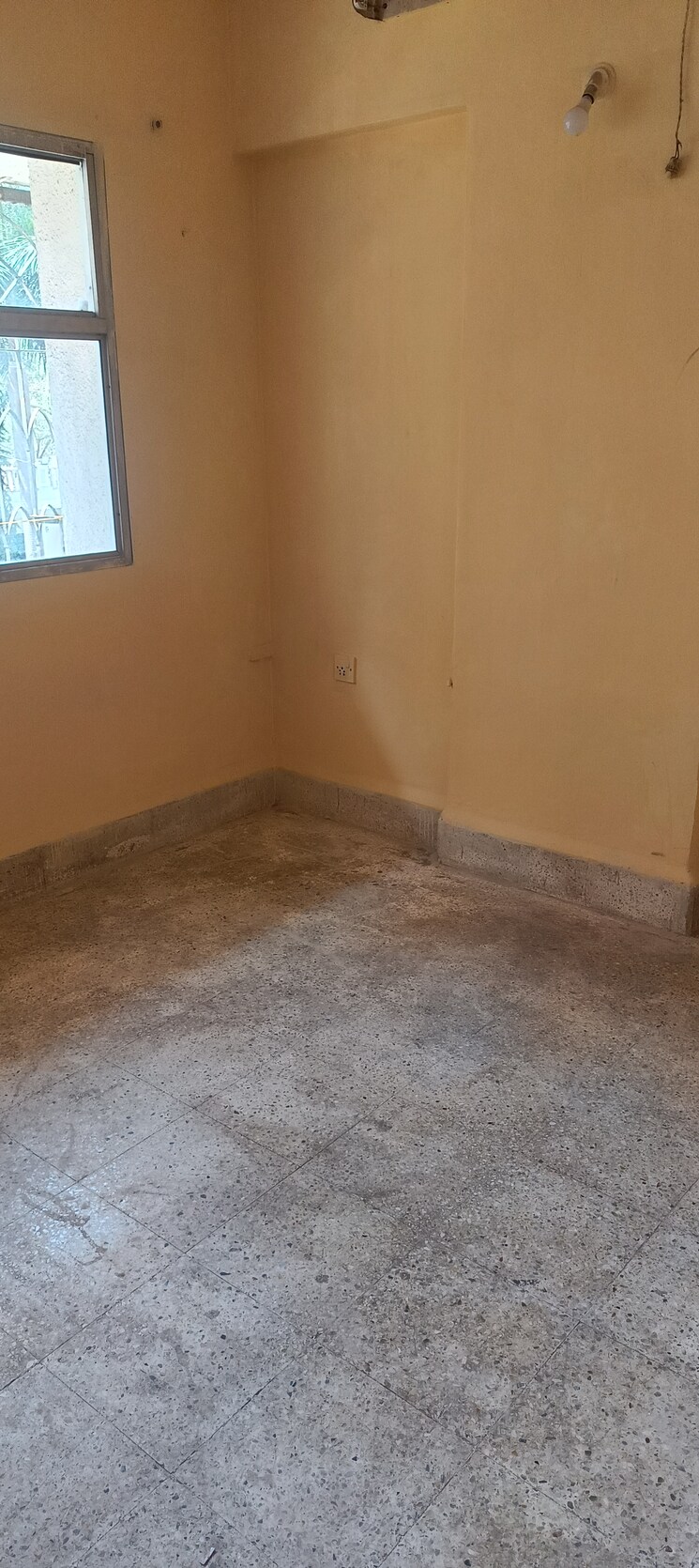 Room, anita-nagar-chs 1 Bedroom 400 Sq.Ft. Apartment In Kandivali East Mumbai 8287215