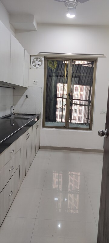 Kitchen in 2.5 BHK Apartment at Oberoi Springs, Andheri West – for Rent