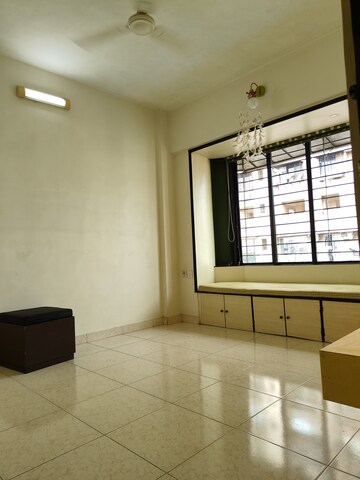 Study Room in 2 BHK Apartment at Deep Apartment Andheri, Andheri West – for Rent