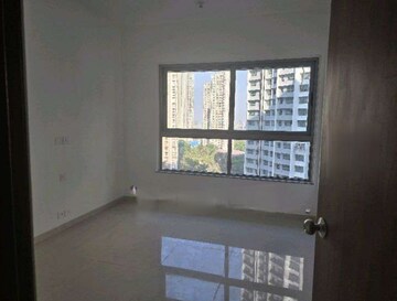 Bedroom in 2 BHK Apartment at Kalpataru Immensa, Kolshet Road – for Rent