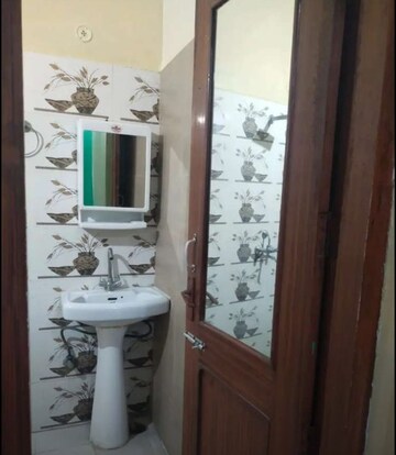 Bathroom in 1 BHK Builder Floor at Aliganj – for Rent