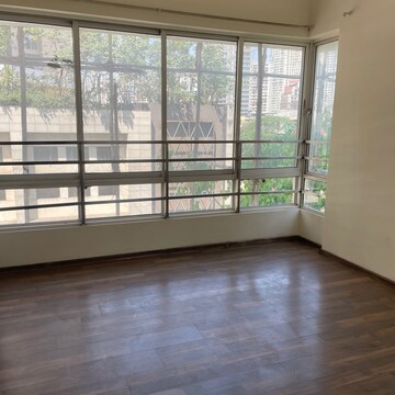 Room in 2 BHK Apartment at Runwal Olive, Nahur Gaothan – for Rent