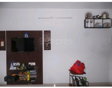 Furnished Amenities in 2 BHK Apartment at Mulund East – for Sale