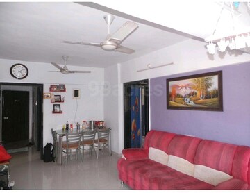 Bedroom in 2 BHK Apartment at Mulund East – for Sale