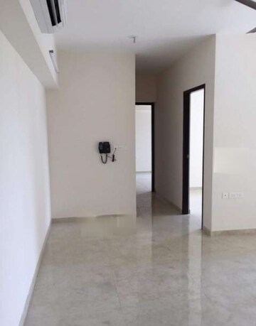 2 BHK Apartment For Rent in Lodha Amara, Kolshet Road