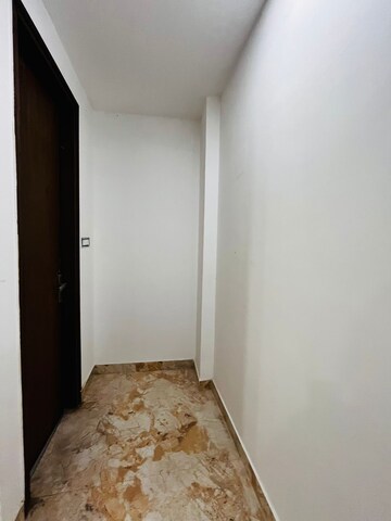 Furnished Amenities in 2 BHK Builder Floor at Saket – for Rent