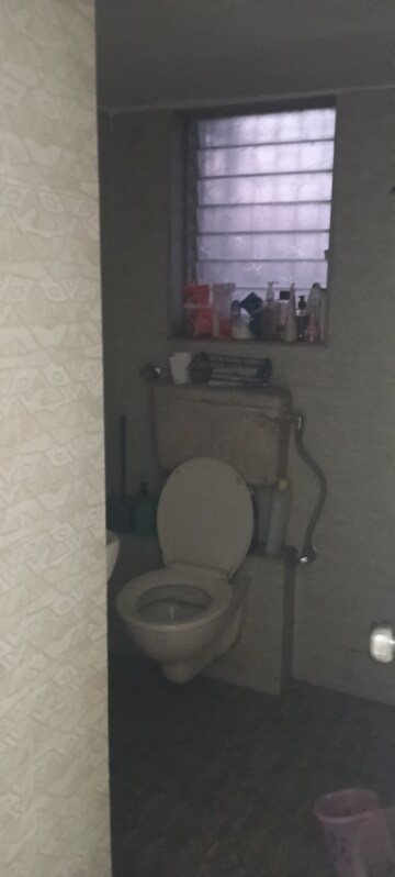 Bathroom in 2 BHK Apartment at Vile Parle West – for Rent