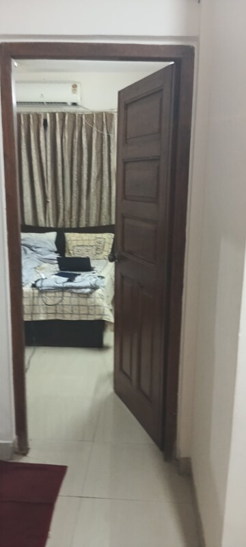Bathroom in 2 BHK Apartment at Vile Parle West – for Rent
