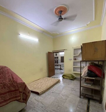 Living Room in 2 BHK Apartment at Aliganj – for Rent