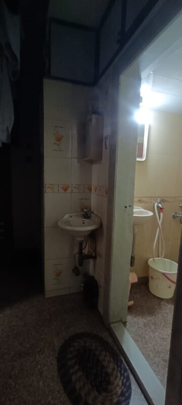 Bathroom in  Pg at Vakola – for Rent