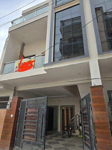 Master Bedroom in 3 BHK Villa at Sahastradhara Road – for Sale