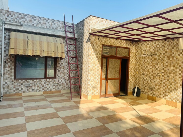 Exterior View, ansal-sushant-lok-i 5 Bedroom 215 Sq.Yd. Villa In Sector 43 Gurgaon 8287472