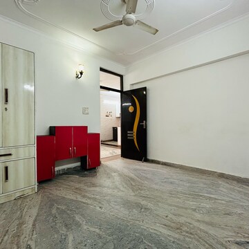 Room in 1 BHK Apartment at Neb Sarai – for Rent