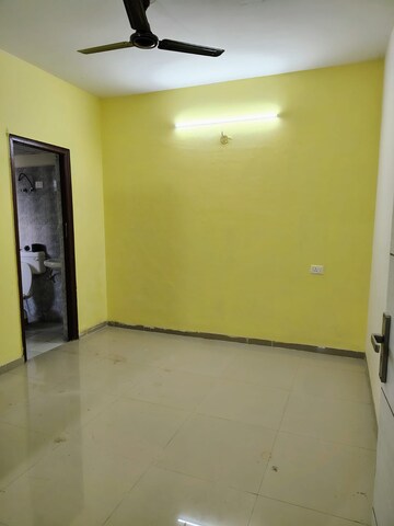 Room in 2 BHK Apartment at NK Sharma Savitry Greens 2, Ghazipur – for Rent