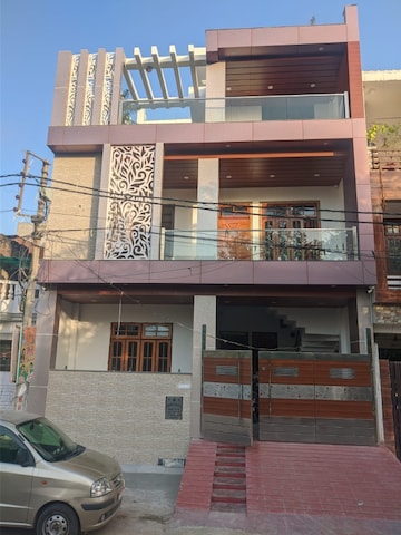 3 BHK Builder Floor – Exterior View View at Jankipuram - for Rent