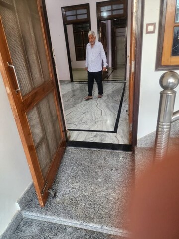 Building Lobby in 3 BHK Builder Floor at Jankipuram – for Rent