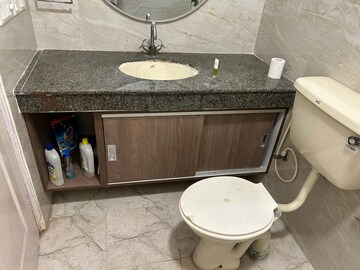 Bathroom in 3 BHK Builder Floor at Ansal Palam Triangle, Palam Vihar Extension – for Rent