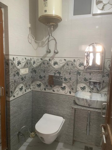Bathroom in 3 BHK Apartment at CGHS HEWO Apartments, Sector 56 – for Rent
