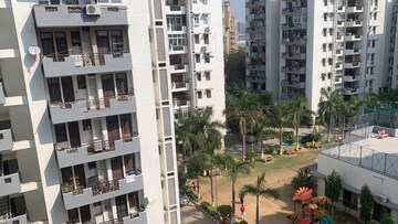 3 BHK Apartment – Exterior View View at CGHS HEWO Apartments, Sector 56 - for Rent